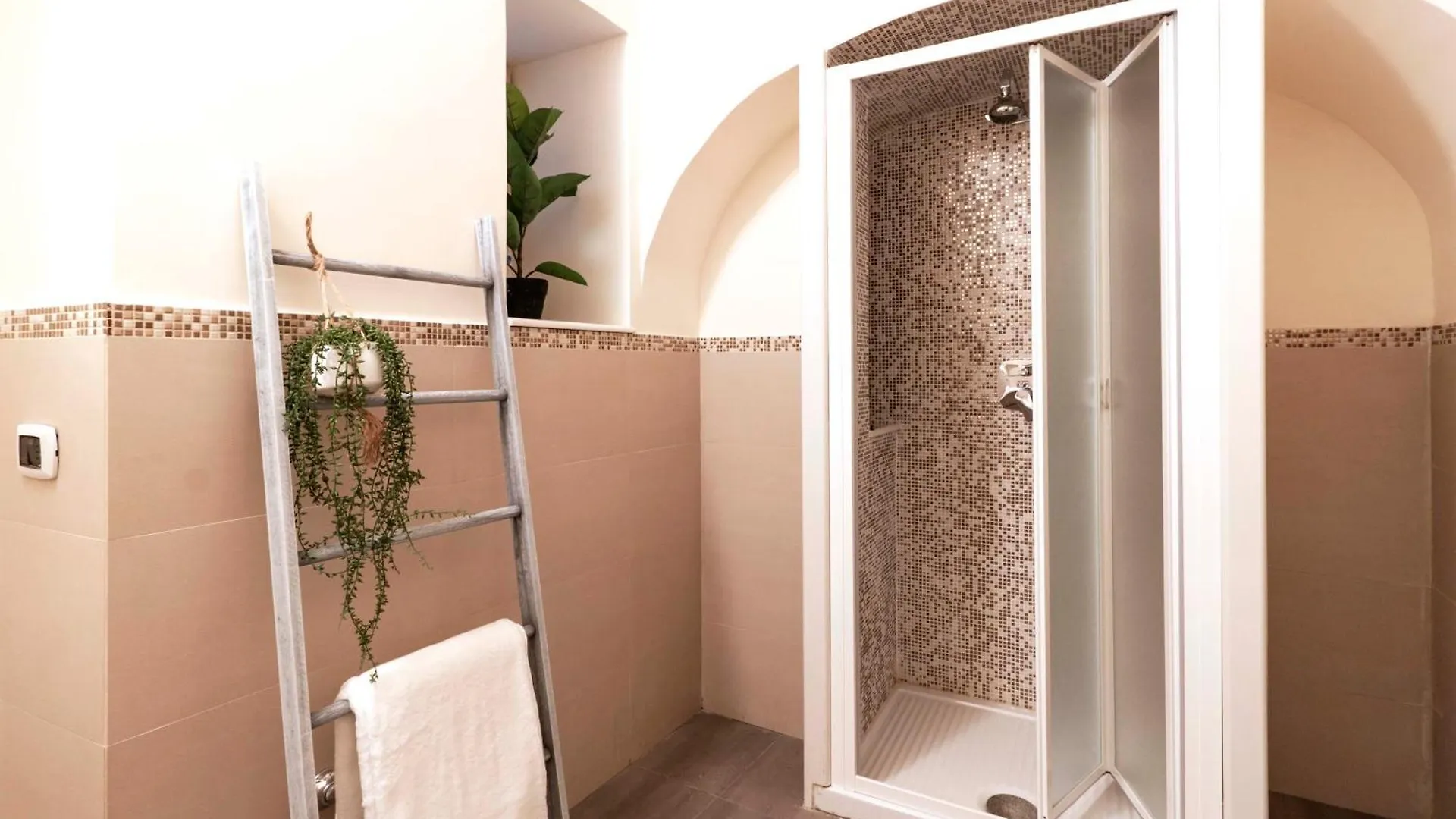 Appartamento Monolocale Romantico A Napoli